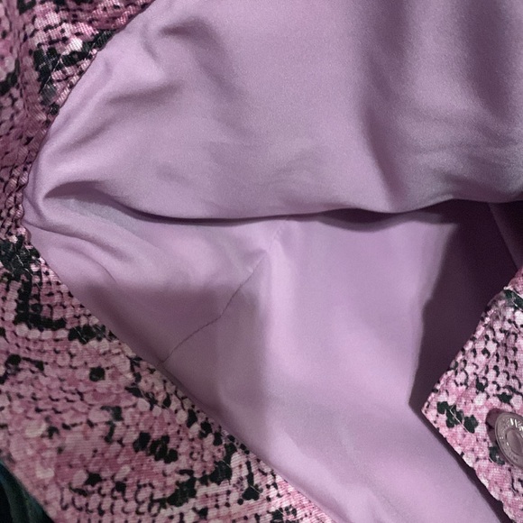 MSGM NWT Purple/Pink Snakeskin Pattern Boxy Bomber Style Jacket Size 42IT / 6US - Picture 6 of 9